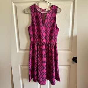 Everly size small Aztec print shift dress